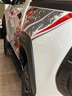 تويوتا هايلوكس